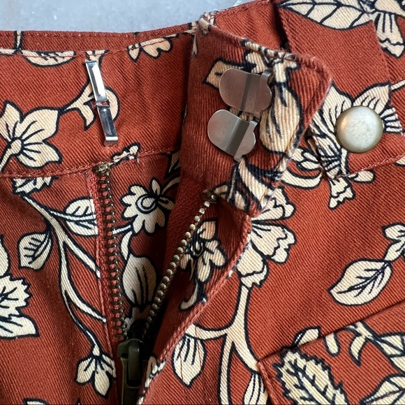 Lovers + Friends Revolve High Rise Drew Pant In Zoe Rust Floral Size XS - NWT - Picture 9 of 13
